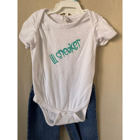 Cat & Jack Striped Single, Lil' Sneaker Single & Cat & Jack Jean Pants 3-Pc Set - Picture 7 of 11